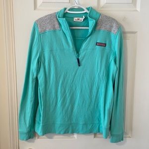 Vineyard vines Tiffany blue size women’s medium shep shirt